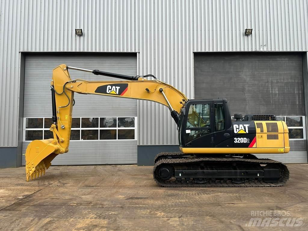 CAT 320D2 Εκσκαφείς με ερπύστριες