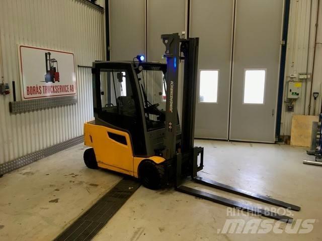 Jungheinrich EFG 320 Ηλεκτρικά περονοφόρα ανυψωτικά κλαρκ