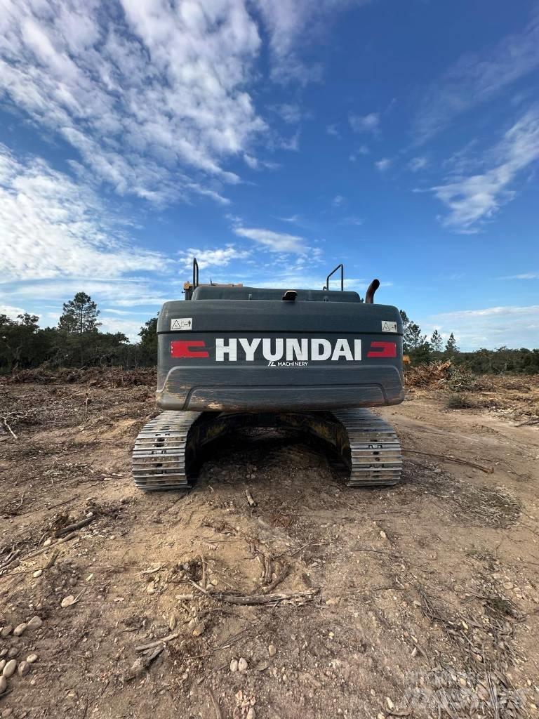 Hyundai HX 260 L Εκσκαφείς με ερπύστριες