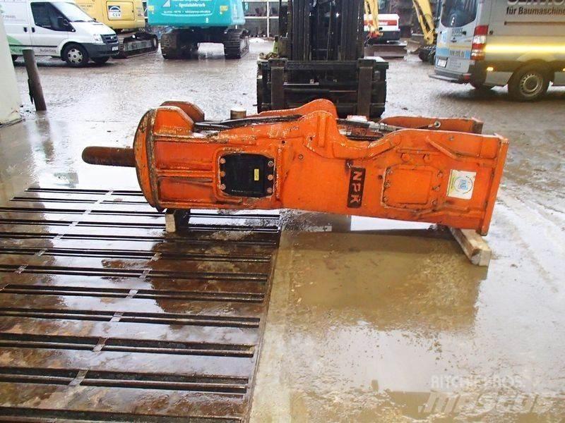 NPK E-225 A Σφυριά / Σπαστήρες
