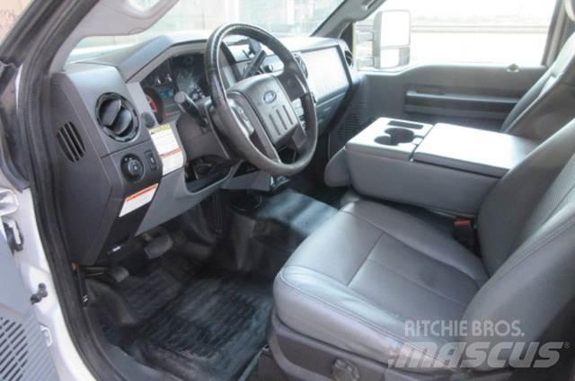 Ford F450 Εναέριες πλατφόρμες τοποθετημένες σε φορτηγό