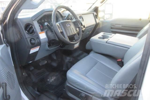 Ford F450 Εναέριες πλατφόρμες τοποθετημένες σε φορτηγό