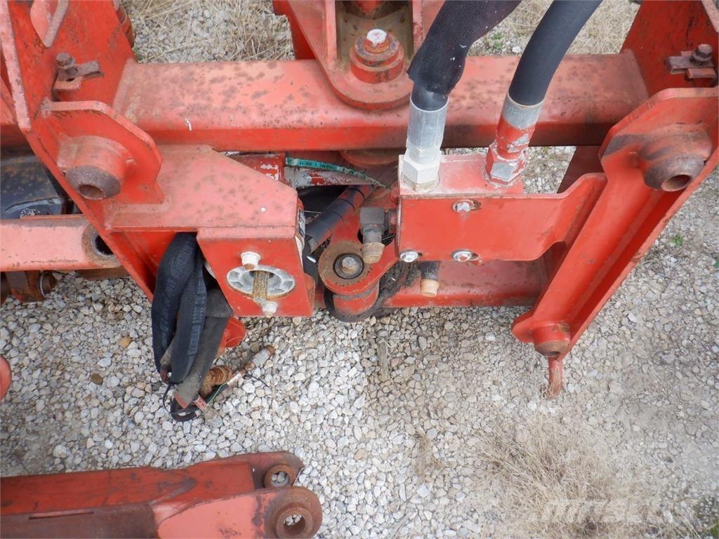 Ditch Witch M730 Άροτρα