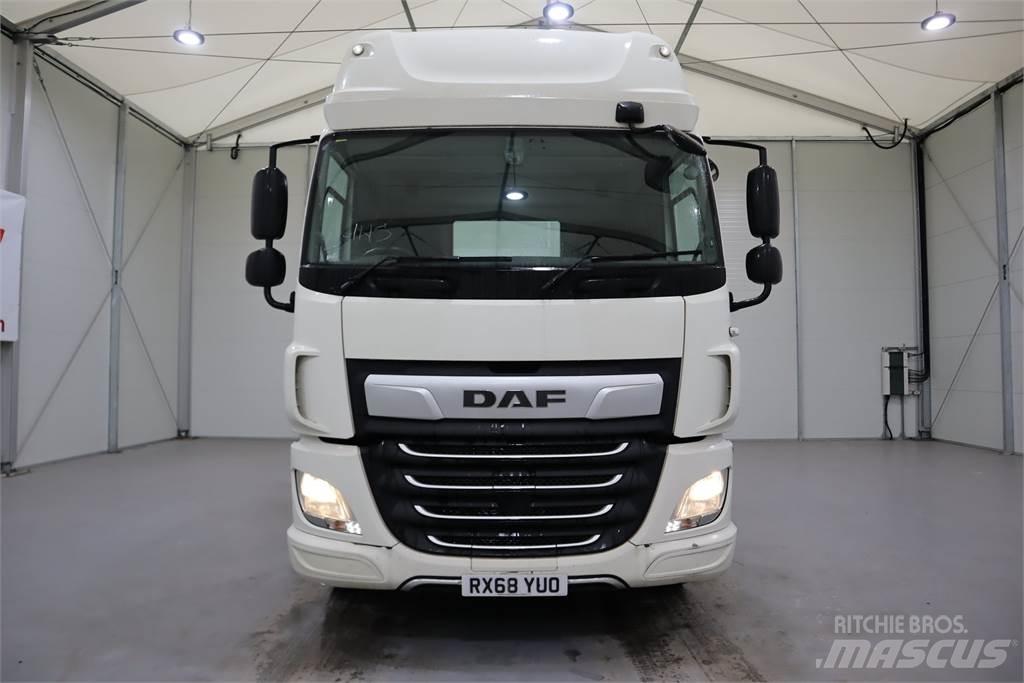 DAF CF450 Τράκτορες