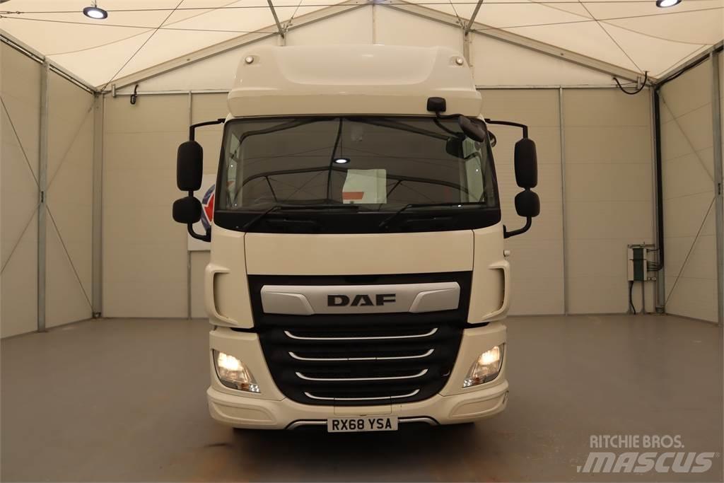 DAF CF450 Τράκτορες