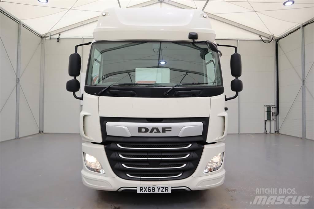 DAF CF450 Τράκτορες