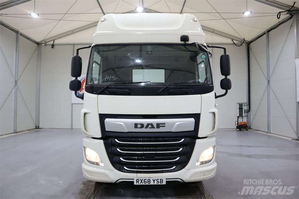 DAF CF450 Τράκτορες