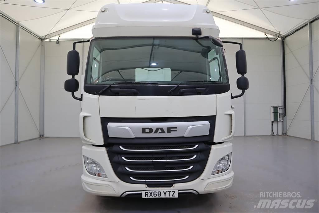 DAF CF450 Τράκτορες
