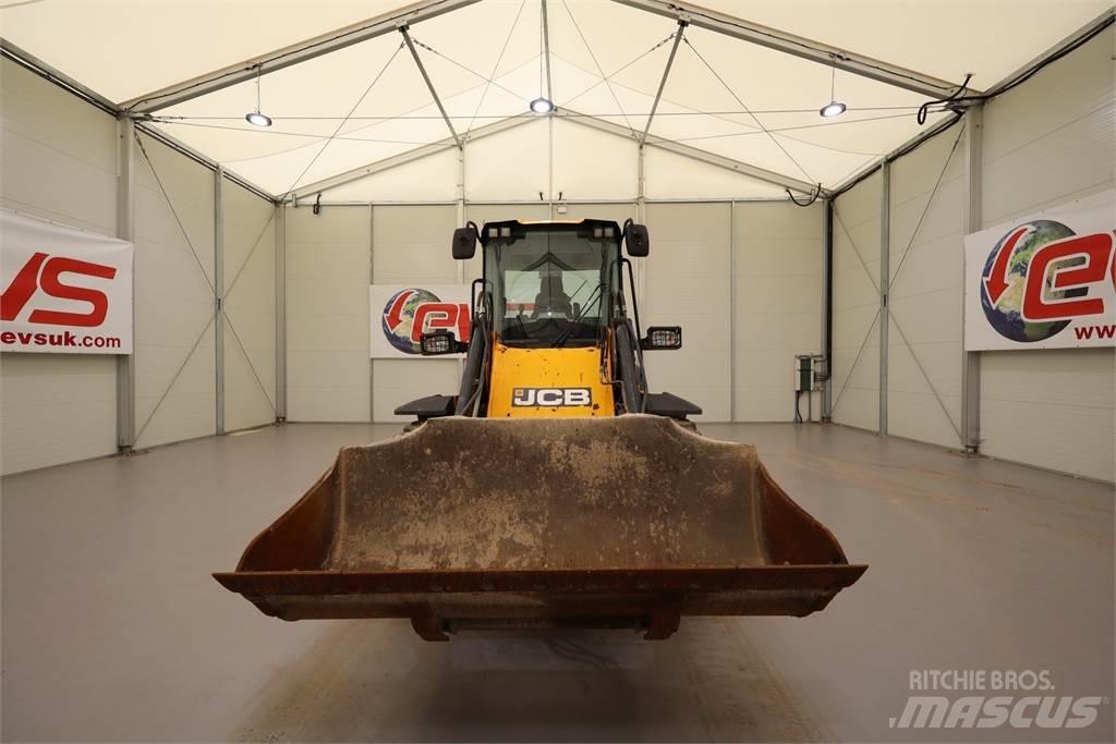 JCB 411 WHEEL LOADER Φυτευτικές μηχανές
