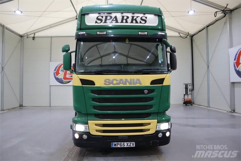 Scania R450 Τράκτορες