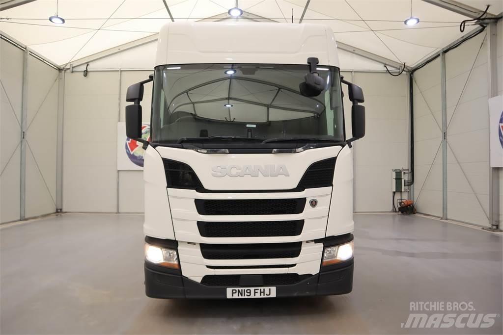 Scania R450 Τράκτορες