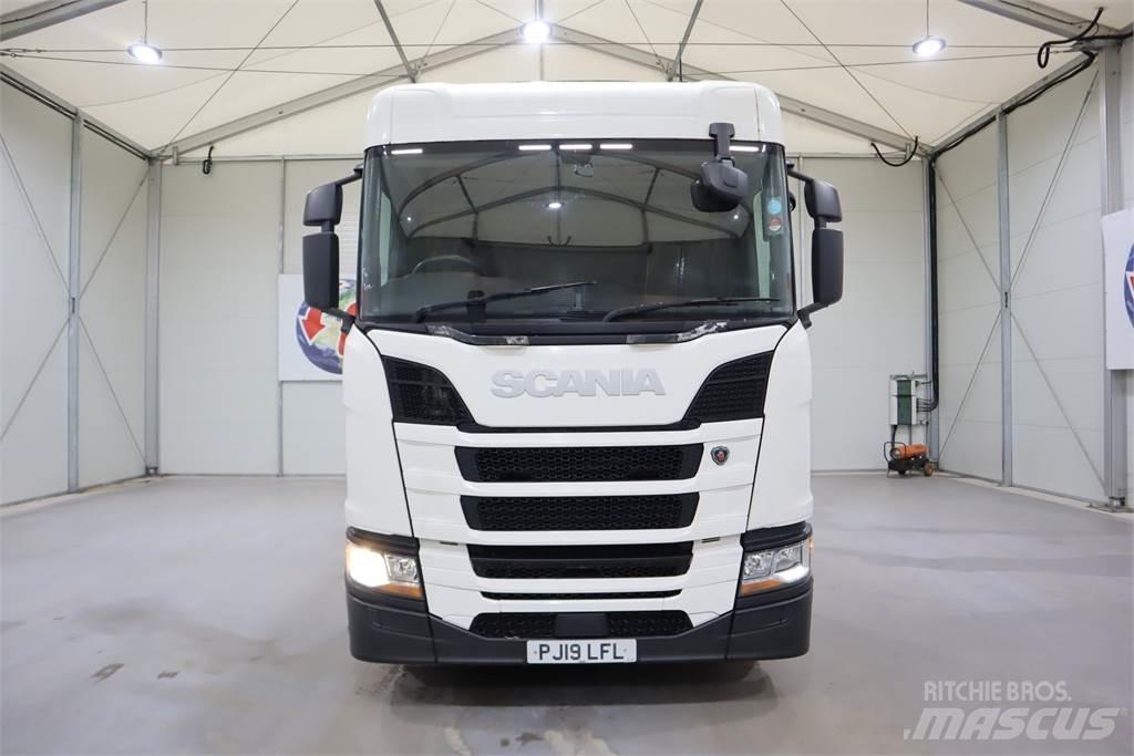 Scania R450 Τράκτορες