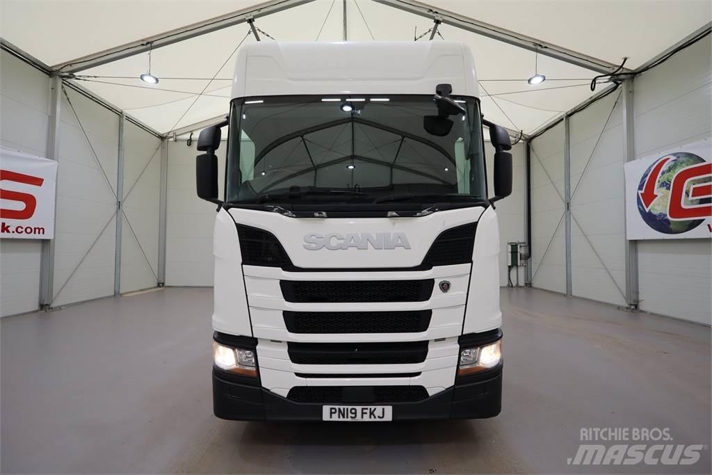 Scania R450 Τράκτορες