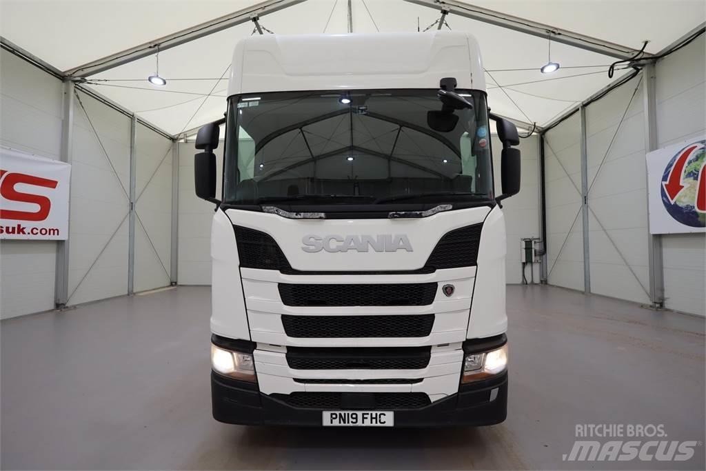 Scania R450 Τράκτορες