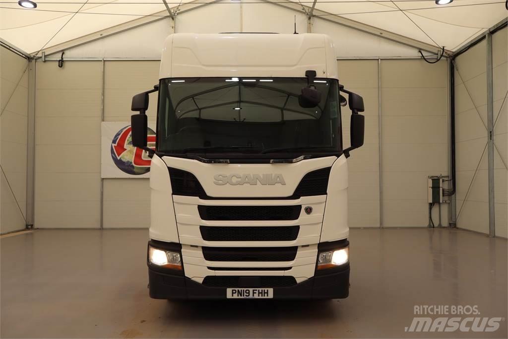 Scania R450 Τράκτορες
