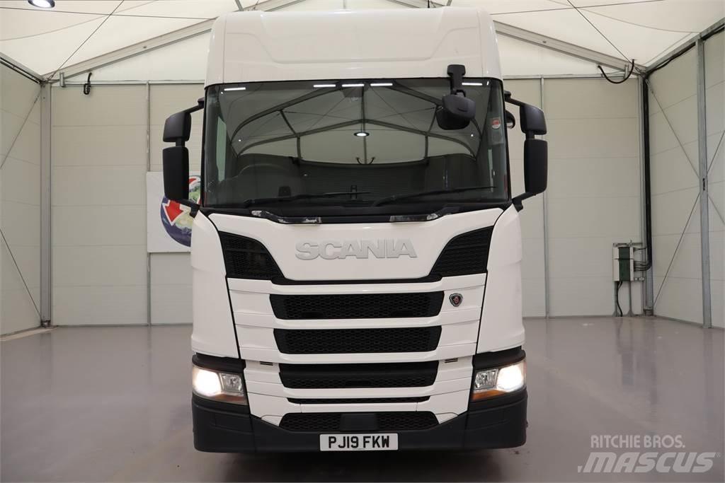 Scania R450 Τράκτορες