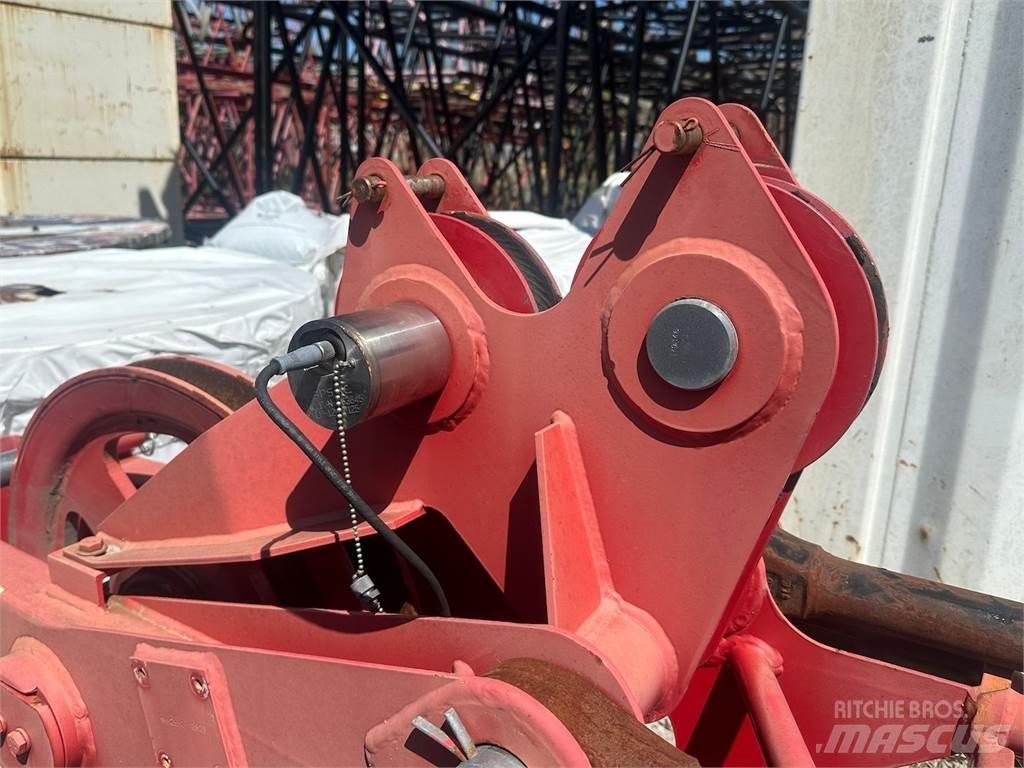Manitowoc  Μπούμες και κουτάλες
