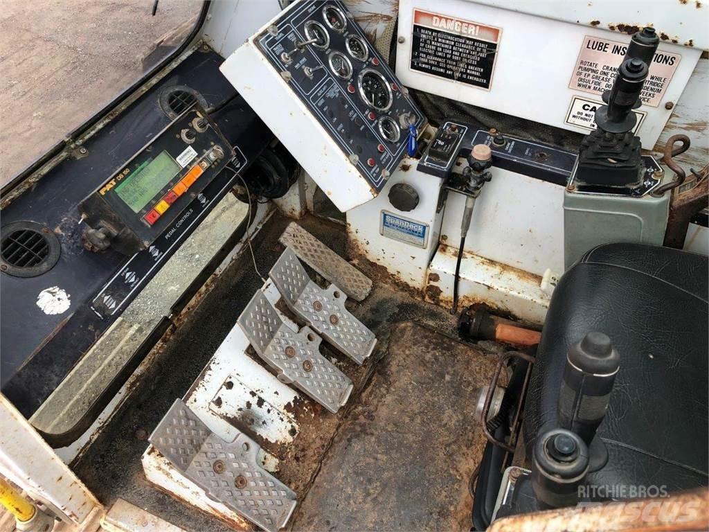 Mantis 6010 Γερανοί με ερπύστριες