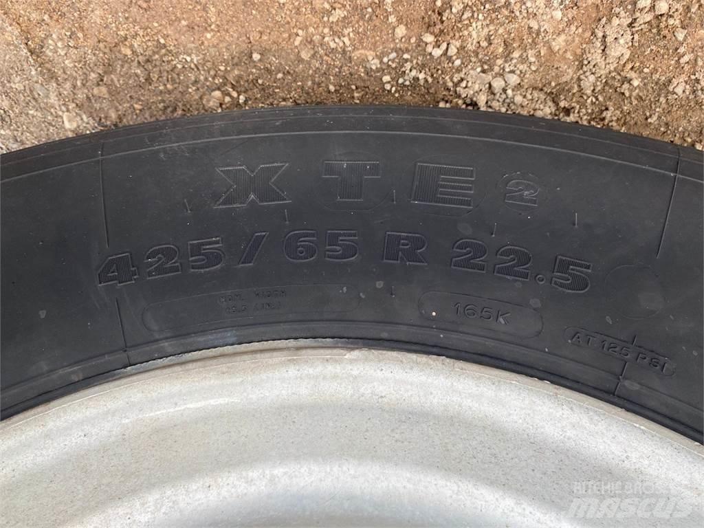  Unknown Μικρές ρυμούλκες