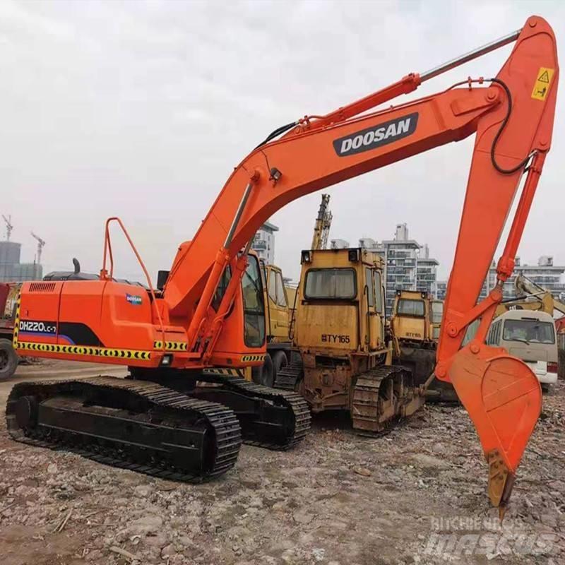 Doosan DH 220 Εκσκαφείς με ερπύστριες