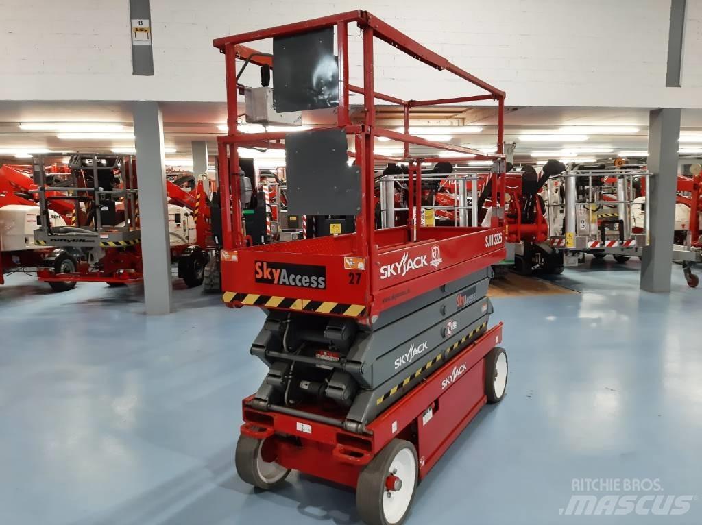 SkyJack SJIII 3226 Ανυψωτήρες ψαλιδωτής άρθρωσης