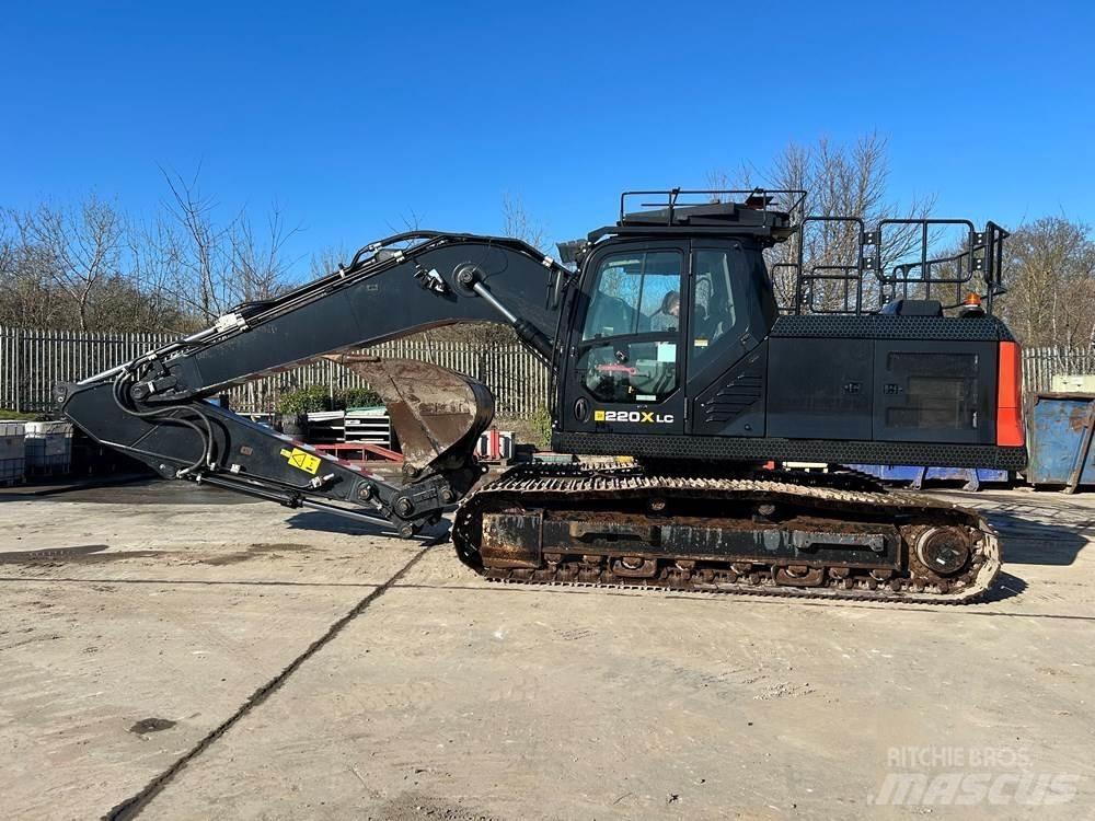 JCB 220X Εκσκαφείς με ερπύστριες
