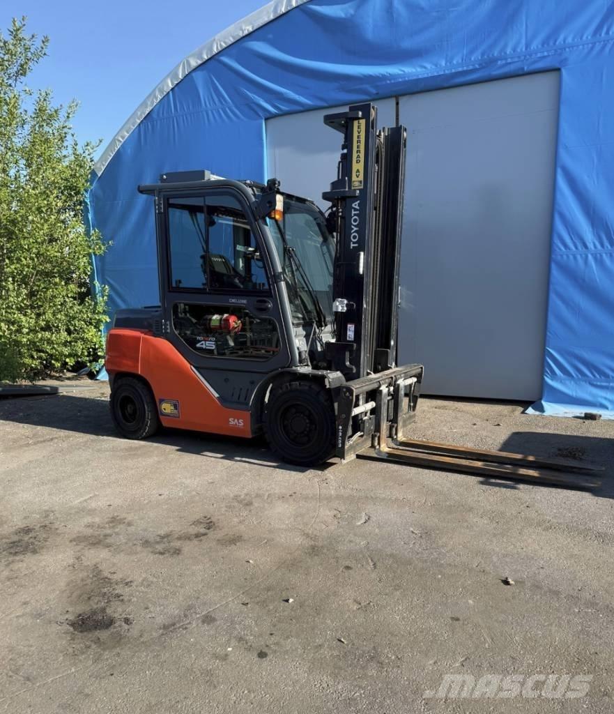 Toyota truck 8 FD40N Πετρελαιοκίνητα Κλαρκ