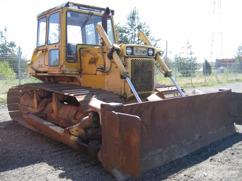 Komatsu D53P-16 Μπουλντόζες με ερπύστριες