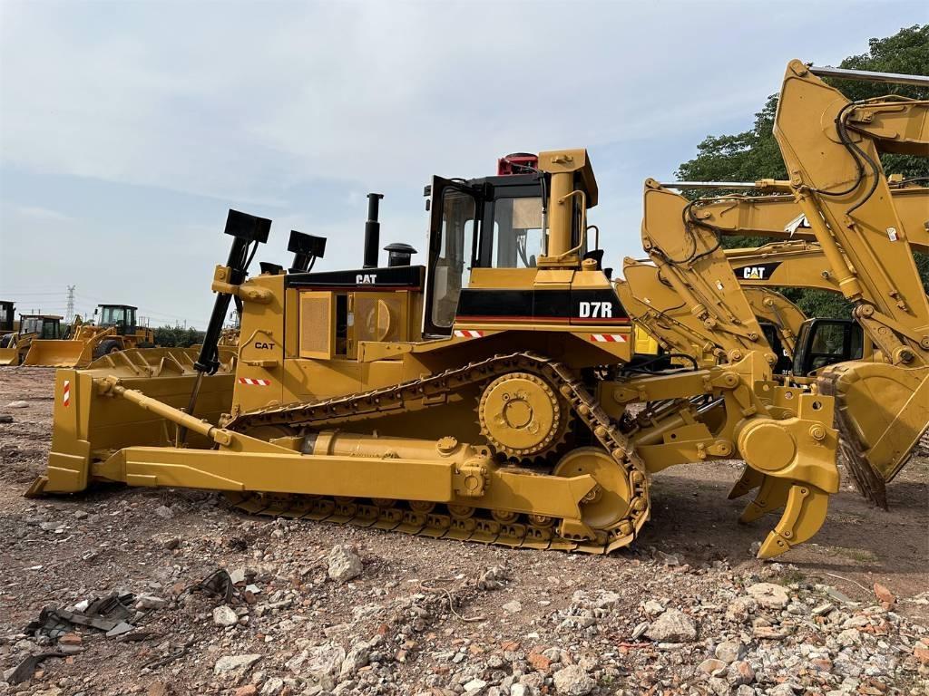 CAT D 7 R Μπουλντόζες με ερπύστριες