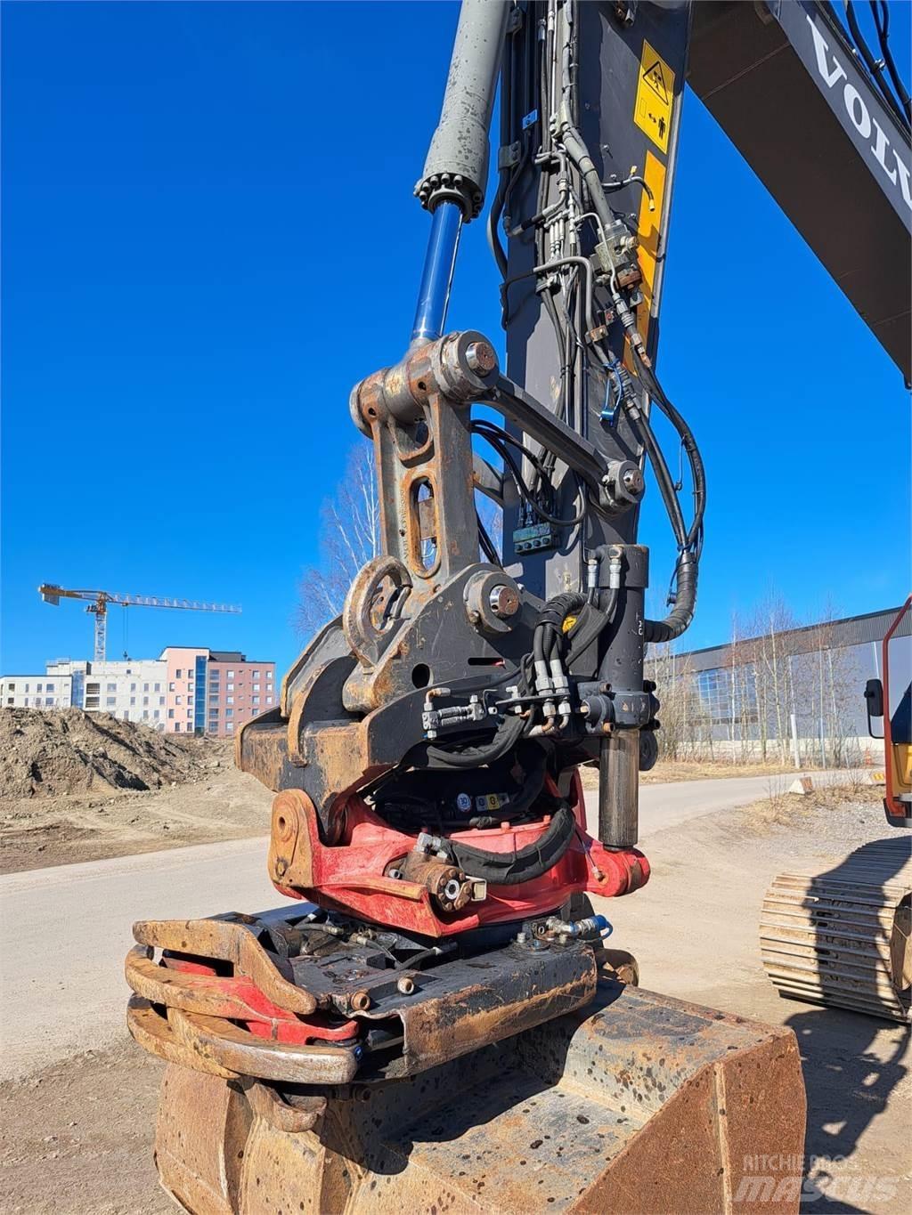 Volvo EC220EL Εκσκαφείς με ερπύστριες