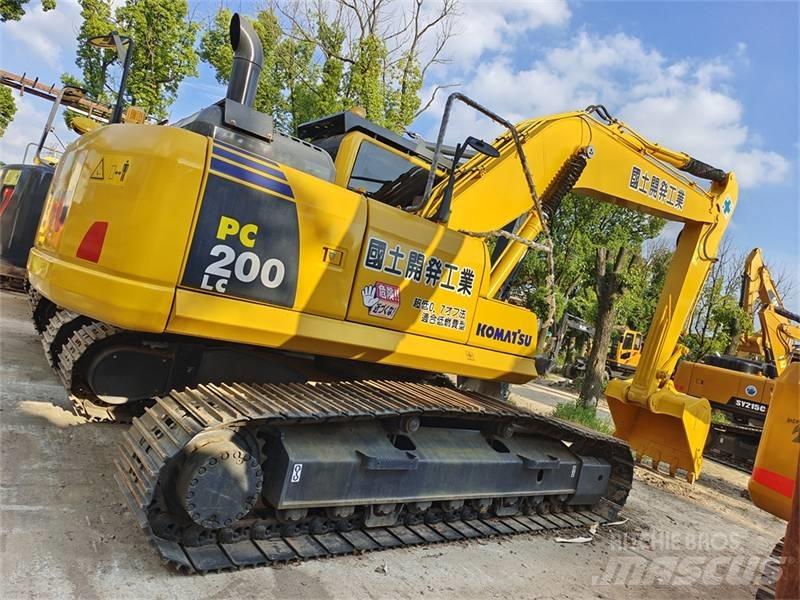 Komatsu PC 200-8 Εκσκαφείς με ερπύστριες
