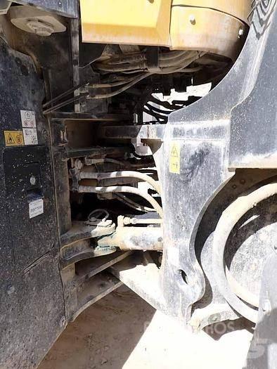Komatsu WA475 Φορτωτές με λάστιχα (Τροχοφόροι)