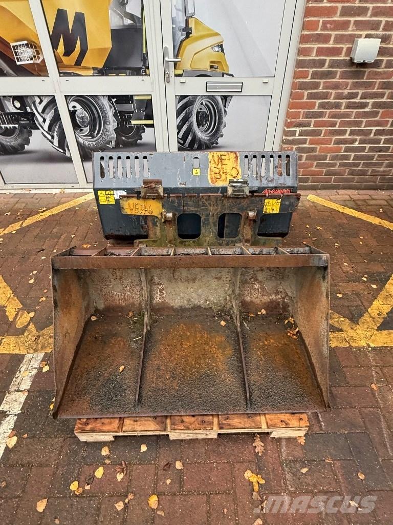 Avant 528 Μίνι φορτωτές