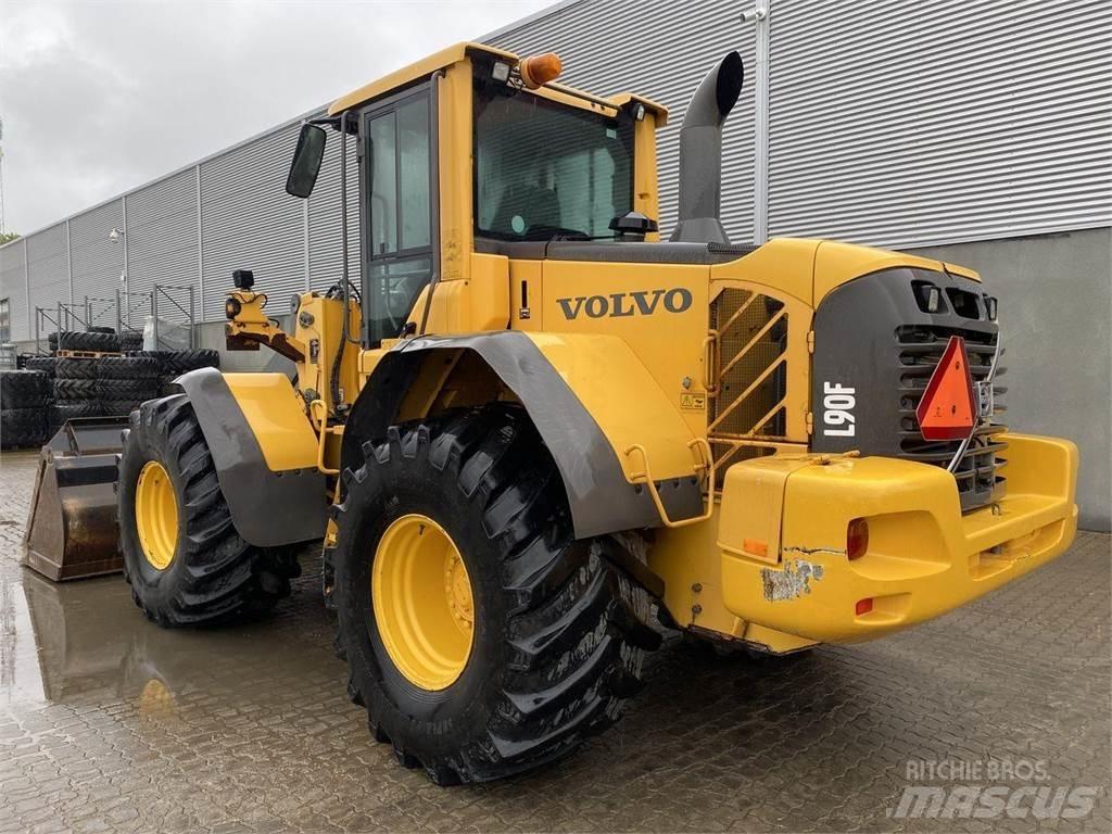 Volvo L90F Φορτωτές με λάστιχα (Τροχοφόροι)