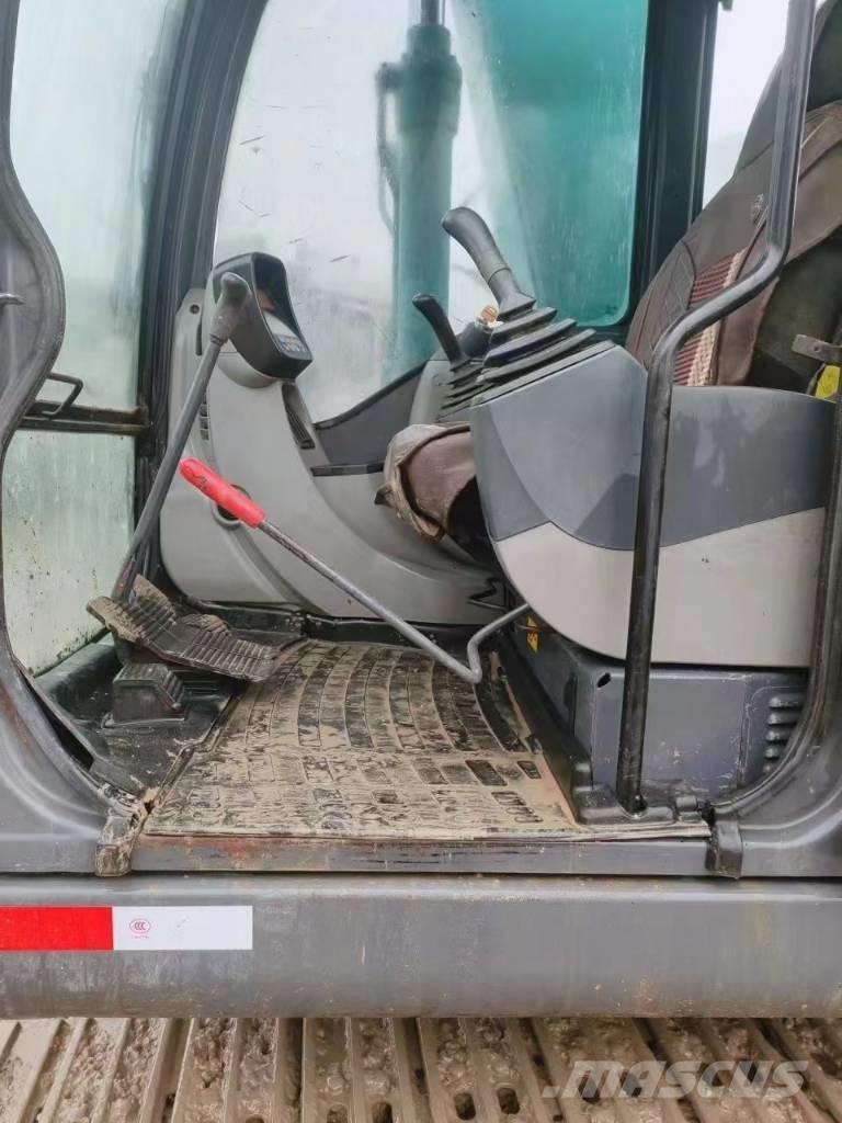 Kobelco SK 140 Εκσκαφείς με ερπύστριες