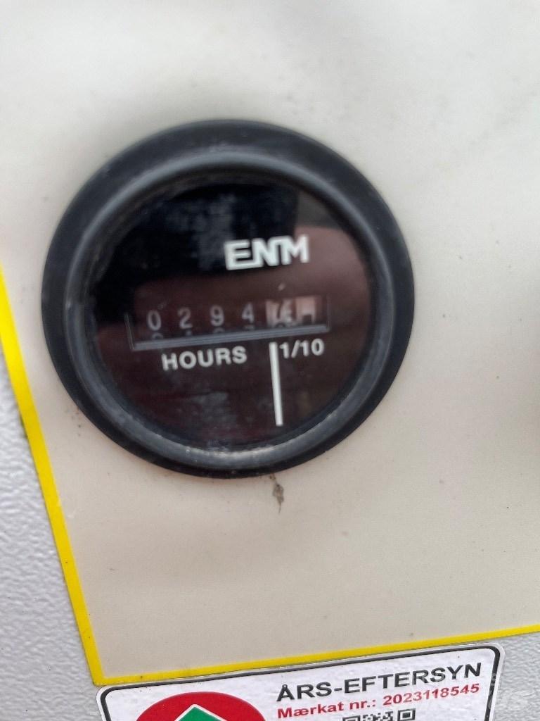 Multitel SMX 250.2 Ανυψωτήρες με αρθρωτό βραχίονα