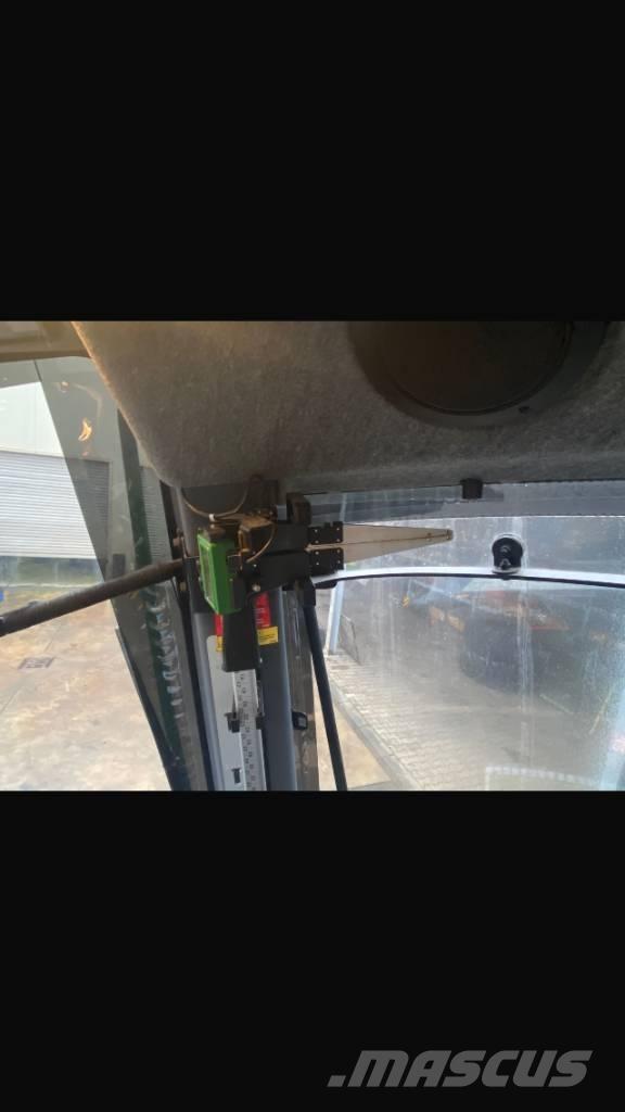 John Deere 1270 G Θεριζοαλωνιστικές μηχανές