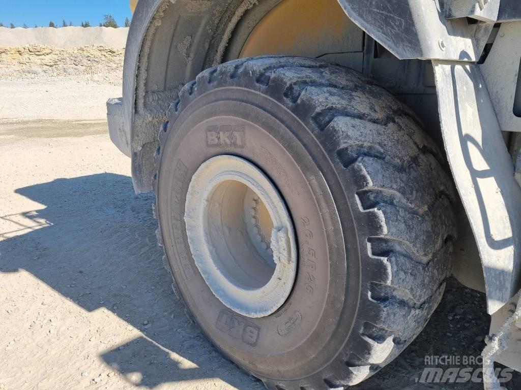 Komatsu WA 470-8 Φορτωτές με λάστιχα (Τροχοφόροι)