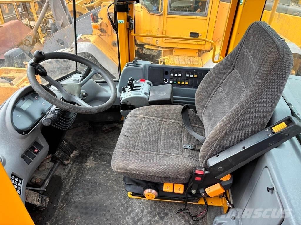 Volvo L 120 E Φορτωτές με λάστιχα (Τροχοφόροι)