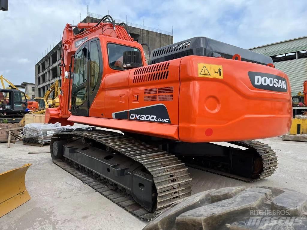Doosan DX 300 Εκσκαφείς με ερπύστριες