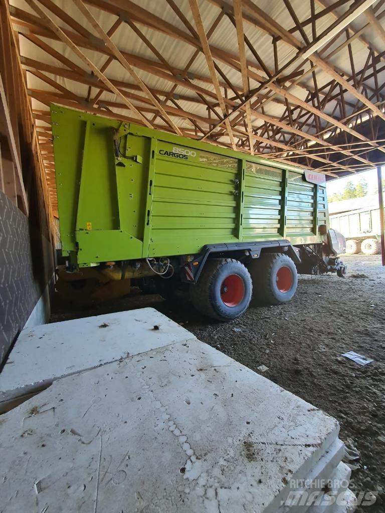 CLAAS Cargos 8500 Ρυμούλκα με διάταξη αυτοφόρτωσης