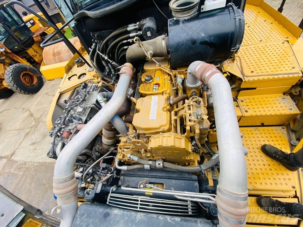CAT 745 Σπαστό Dump Truck ADT