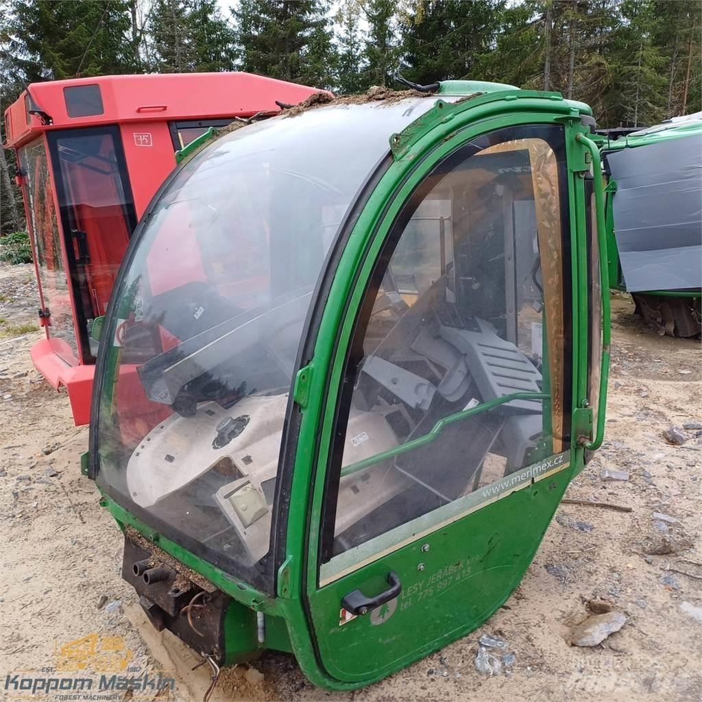 John Deere 1270e Καμπίνες και εσωτερικό