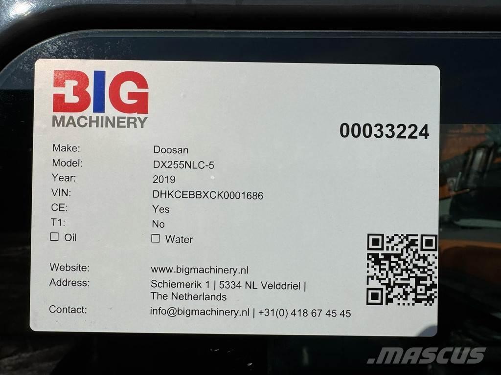 Doosan DX255NLC-5 Εκσκαφείς με ερπύστριες
