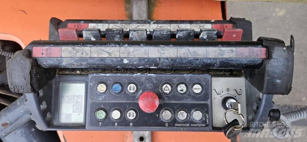 JLG X 17 J Plus Ανυψωτήρες με αρθρωτό βραχίονα
