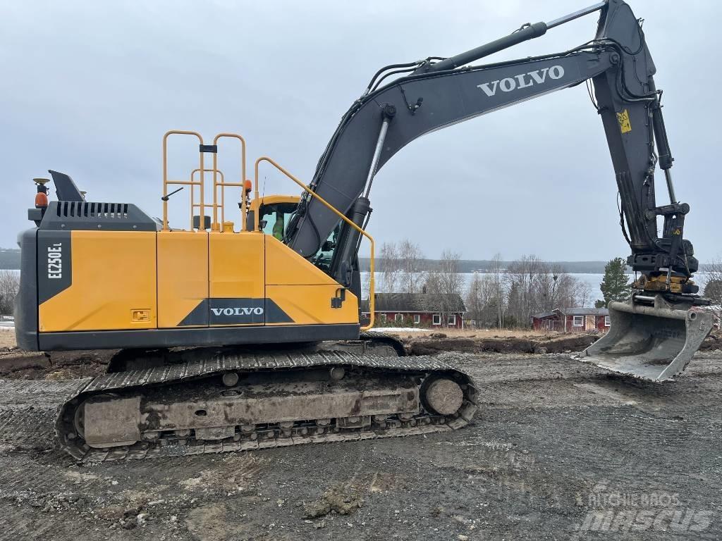 Volvo EC 250 EL Εκσκαφείς με ερπύστριες