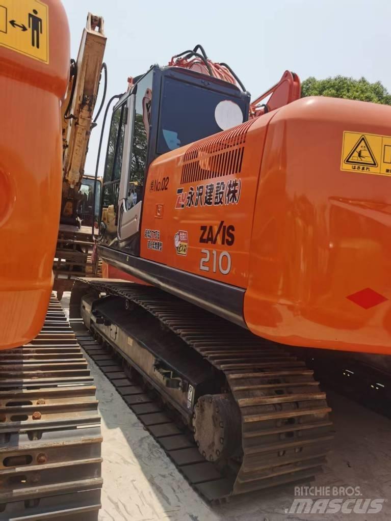 Hitachi ZX 210 Εκσκαφείς με ερπύστριες