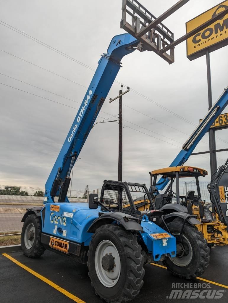 Genie GTH 844 Ανυψωτήρες με τηλεσκοπικό βραχίονα