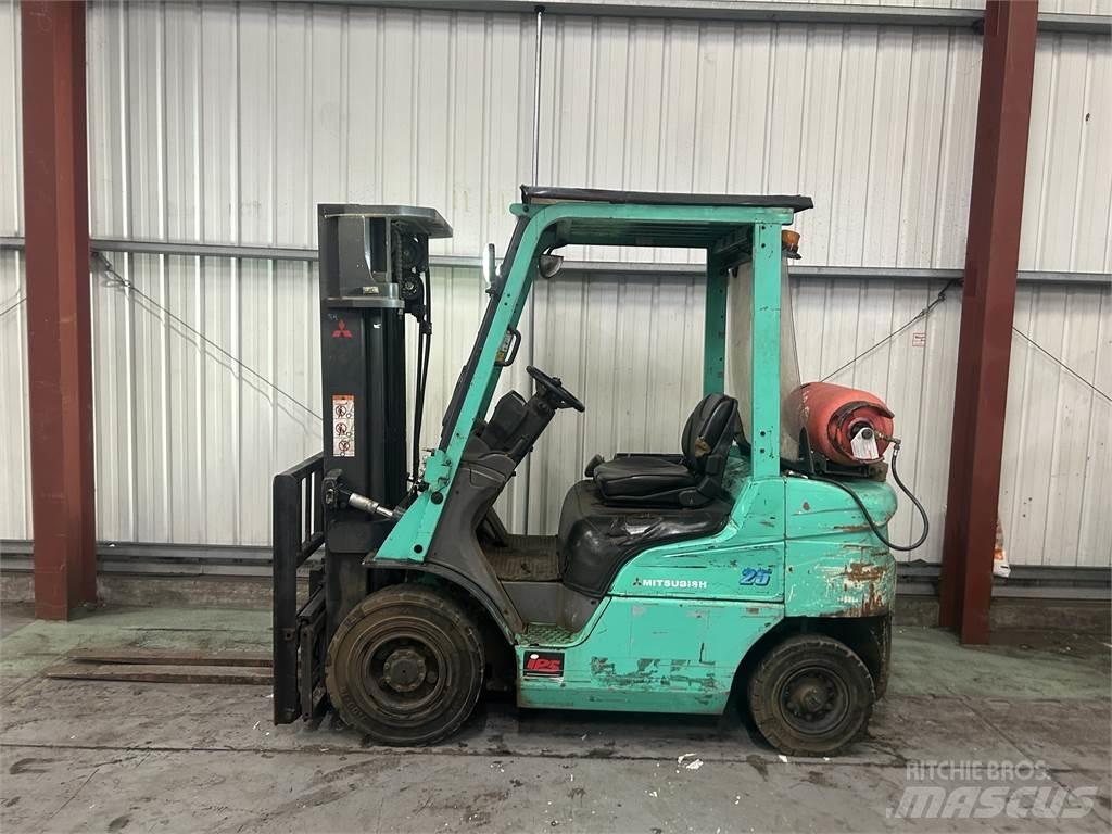Mitsubishi FG25NT Περονοφόρα ανυψωτικά κλαρκ με φυσικό αέριο LPG