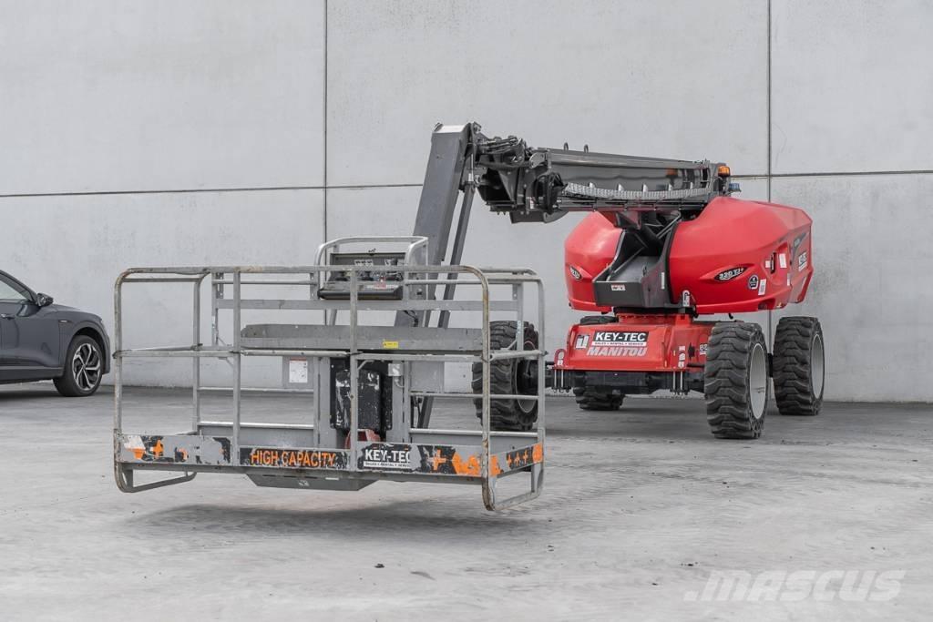 Manitou 220 TJ+ Ανυψωτήρες με αρθρωτό βραχίονα